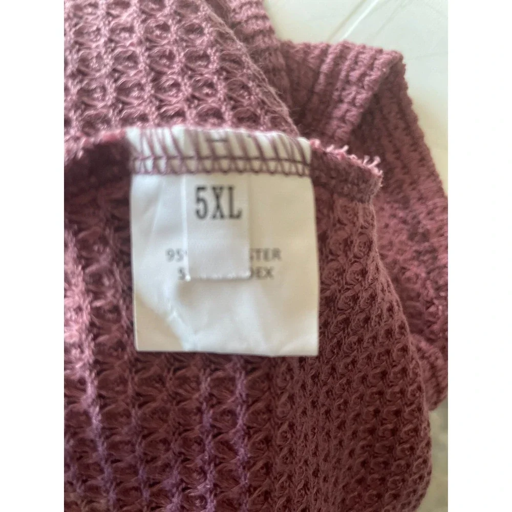 The Unbranded Brand nice sweater